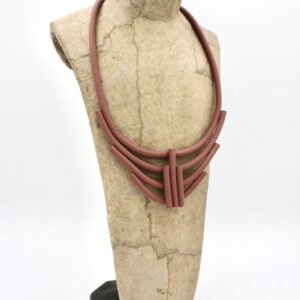 Kali :: Noir Necklace with Magnetic Clasp