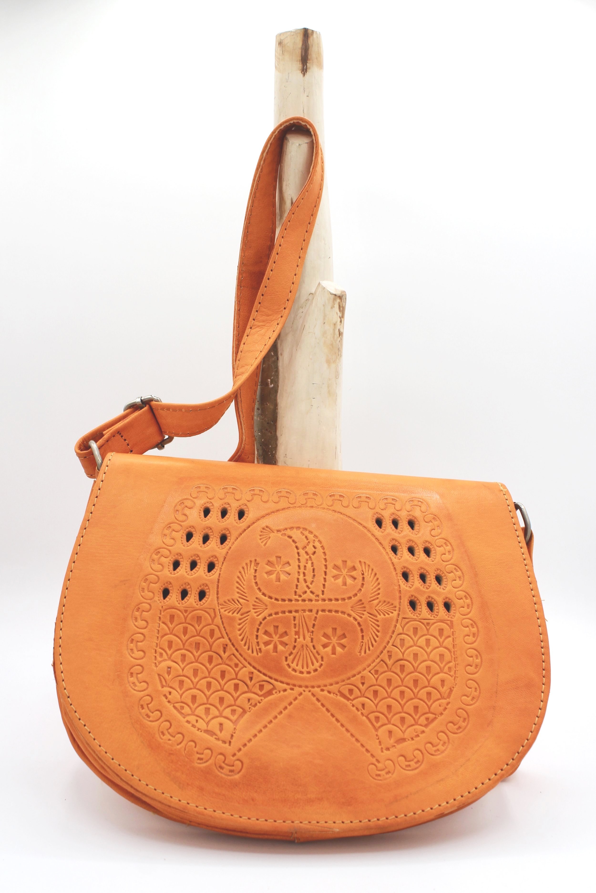 Tunisian Sula Saddle Leather Bag – Large